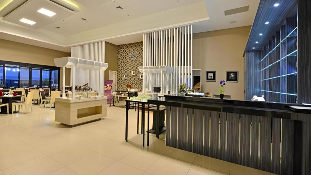 Travello Hotel Bandung Dış mekan fotoğraf