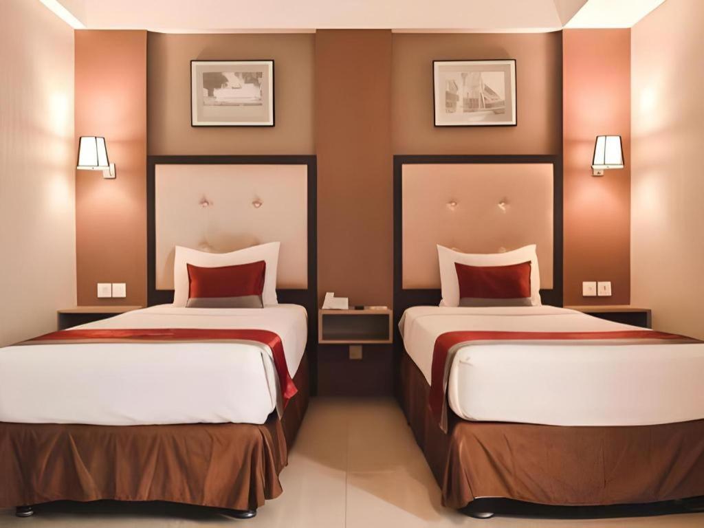 Travello Hotel Bandung Dış mekan fotoğraf